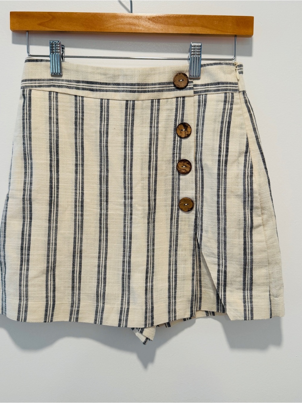 Cream and Navy Vertical Stripe Mini Skort with Wooden Buttons